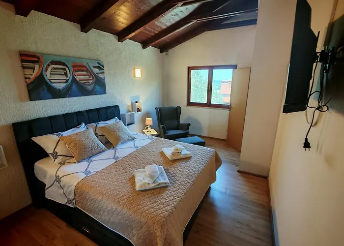 Olive And Herb Retreat * Pula